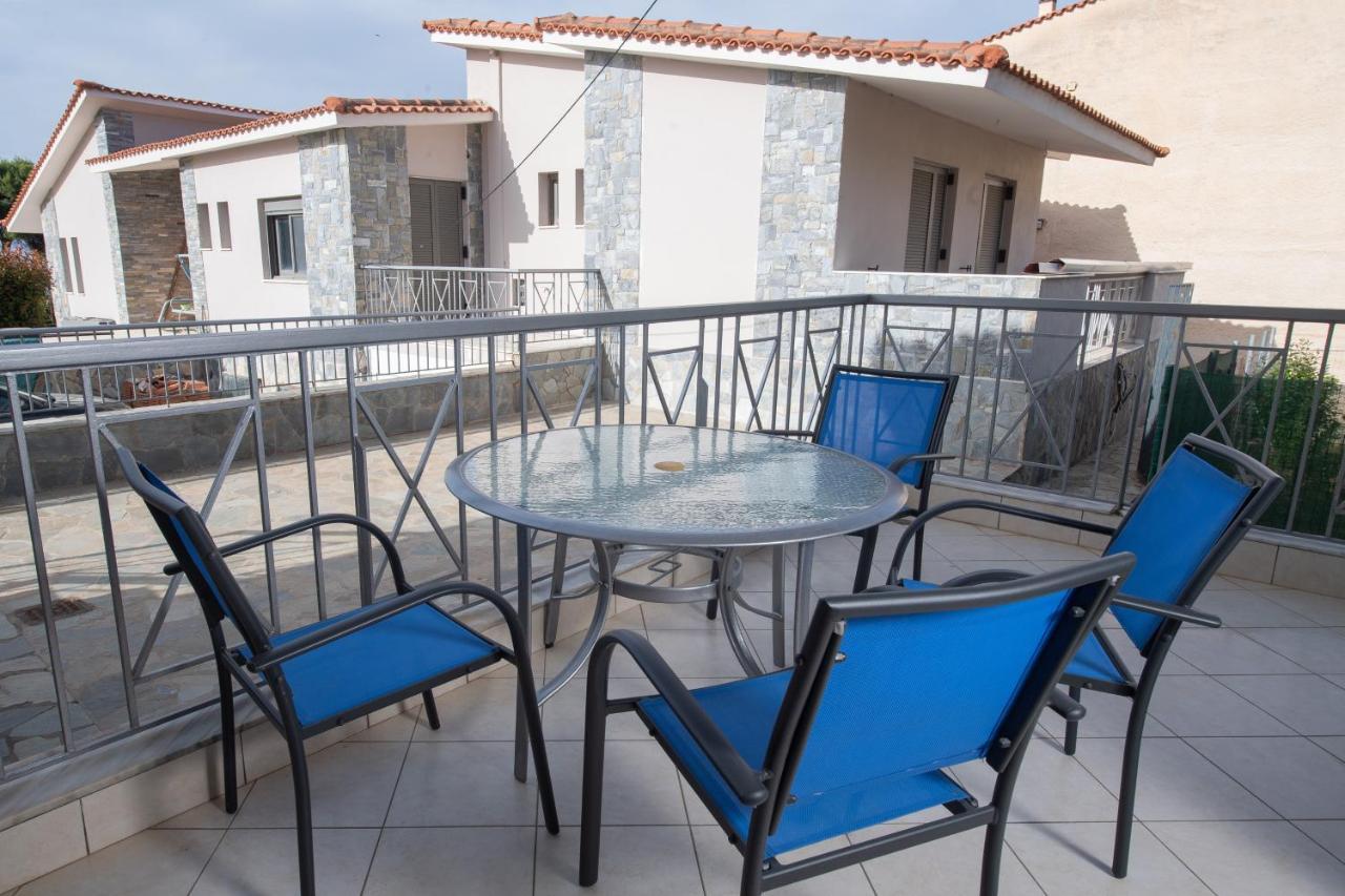 Punda 4 Seasons Apartment Diakopto Exterior photo