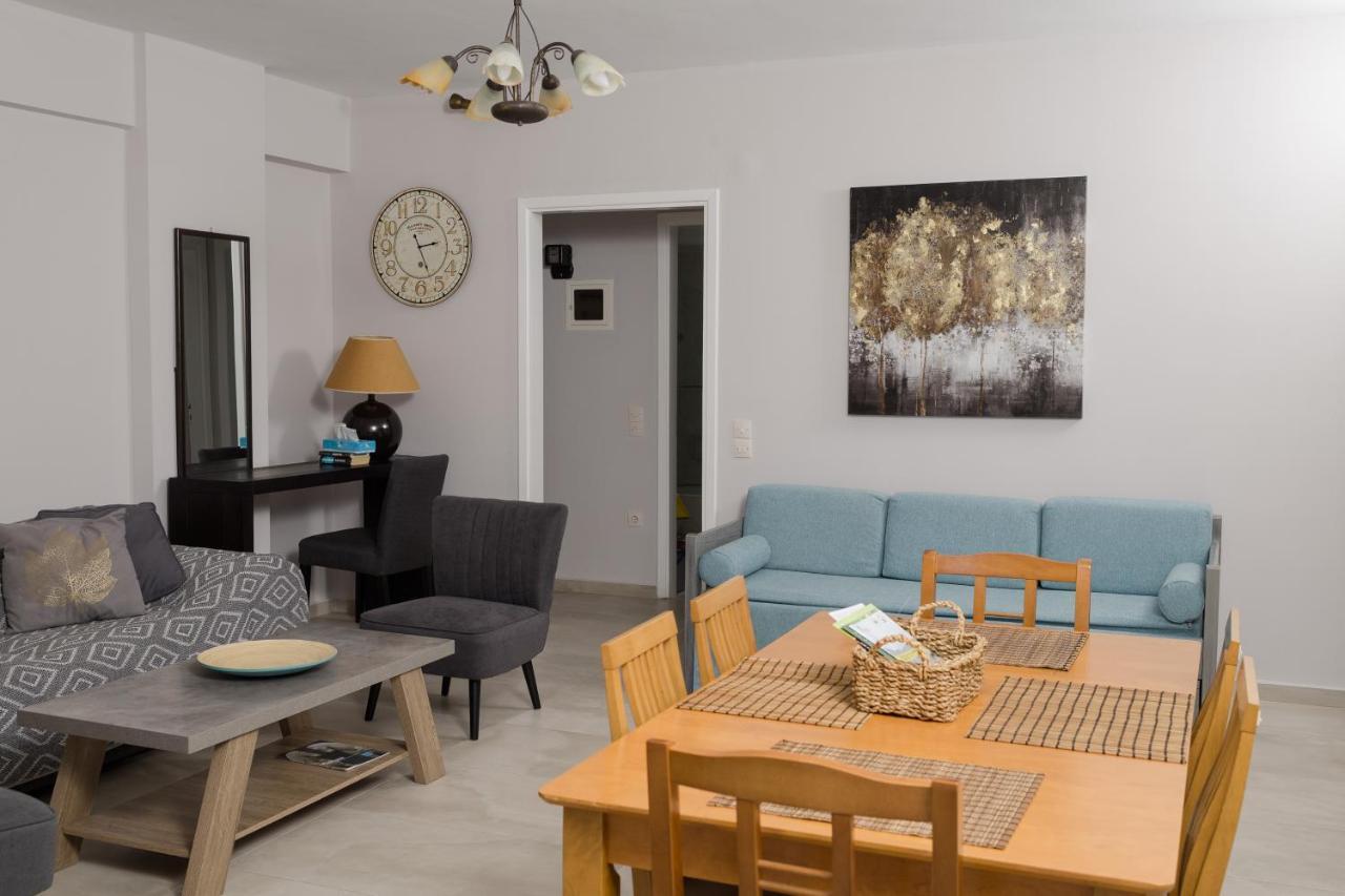 Punda 4 Seasons Apartment Diakopto Exterior photo